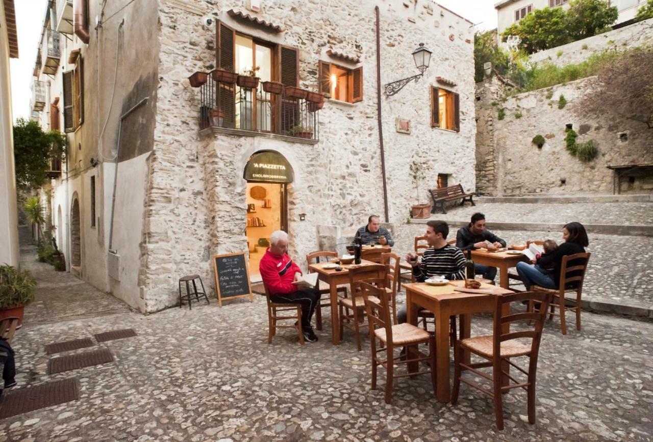 Residenza D'Epoca Borgodifiume Hotel Fiumefreddo Bruzio Exterior photo